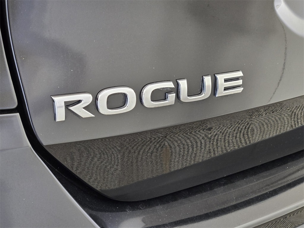 used 2020 Nissan Rogue car, priced at $13,888