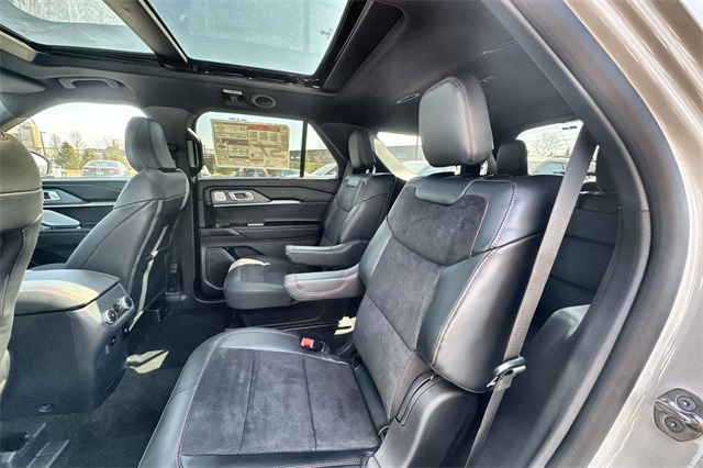 new 2025 Ford Explorer car, priced at $59,210