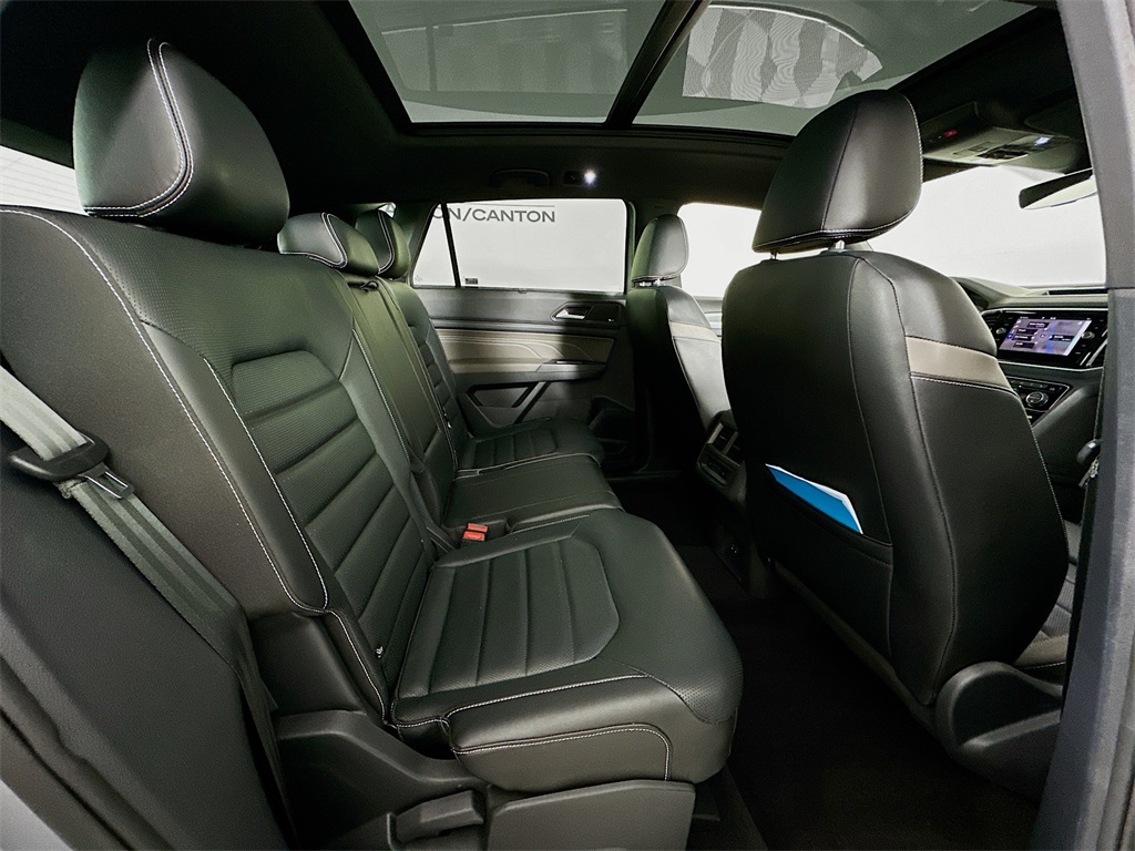 used 2021 Volkswagen Atlas Cross Sport car, priced at $29,390