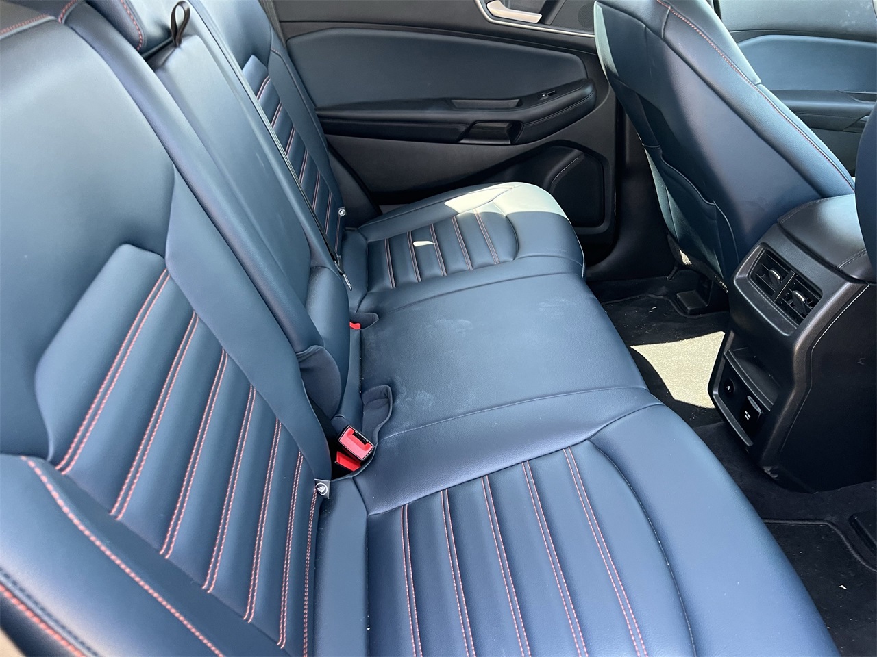 used 2023 Ford Edge car, priced at $25,147
