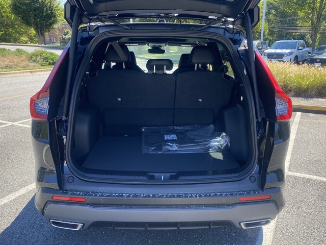 new 2026 Honda CR-V Hybrid car, priced at $39,596