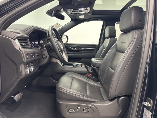 used 2024 GMC Yukon XL car, priced at $67,988