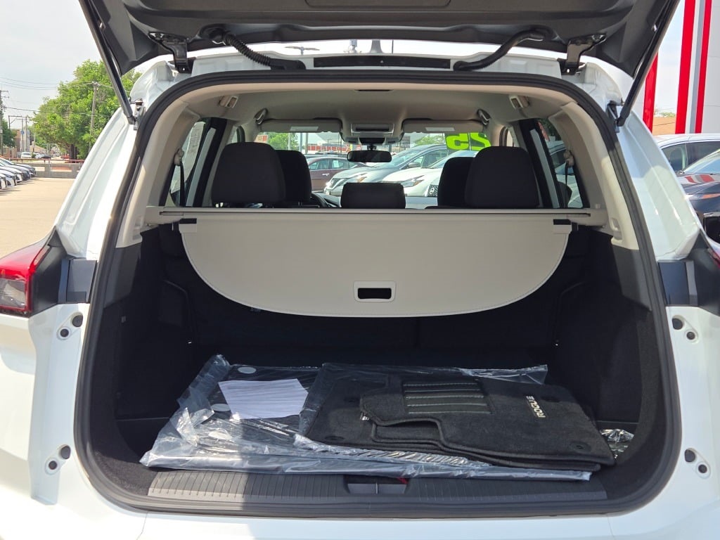 used 2025 Nissan Rogue car, priced at $29,000