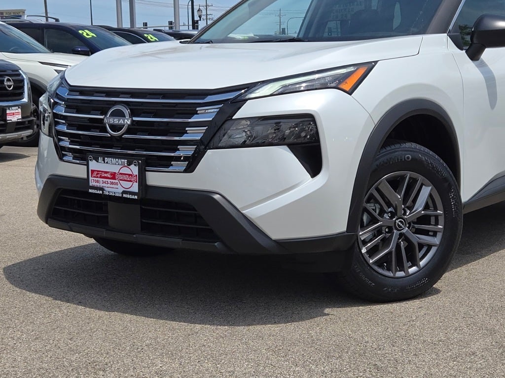 used 2025 Nissan Rogue car, priced at $29,000