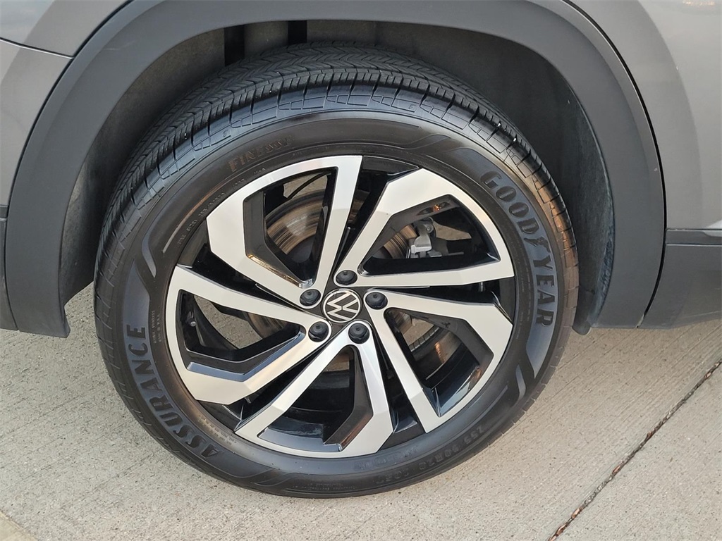 used 2023 Volkswagen Atlas car, priced at $29,862