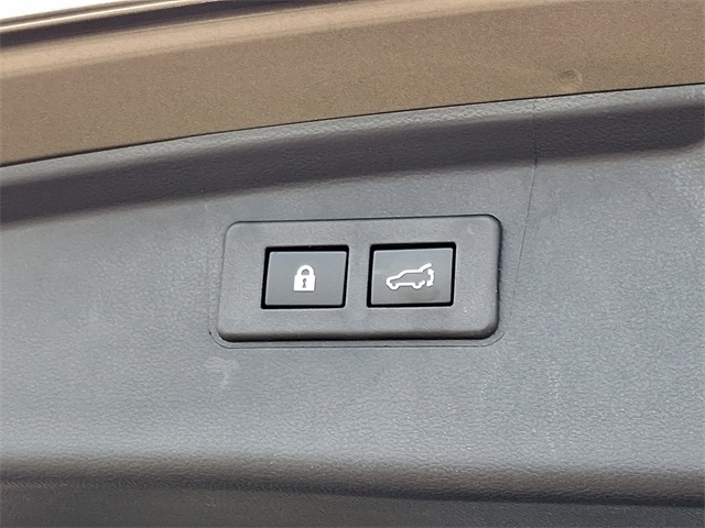 used 2025 Subaru Outback car, priced at $30,698