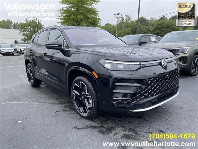 new 2025 Volkswagen Tiguan car, priced at $43,036