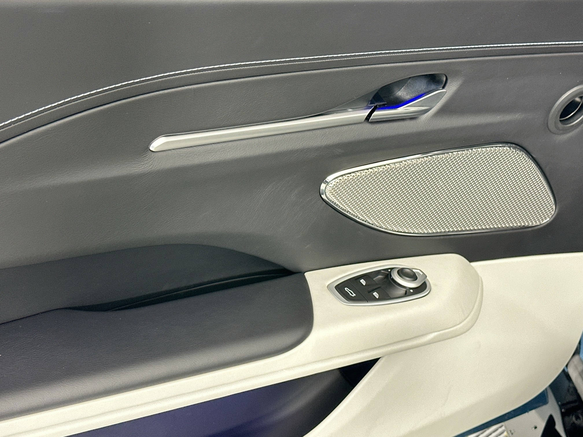 new 2026 Aston Martin Vantage car, priced at $266,700