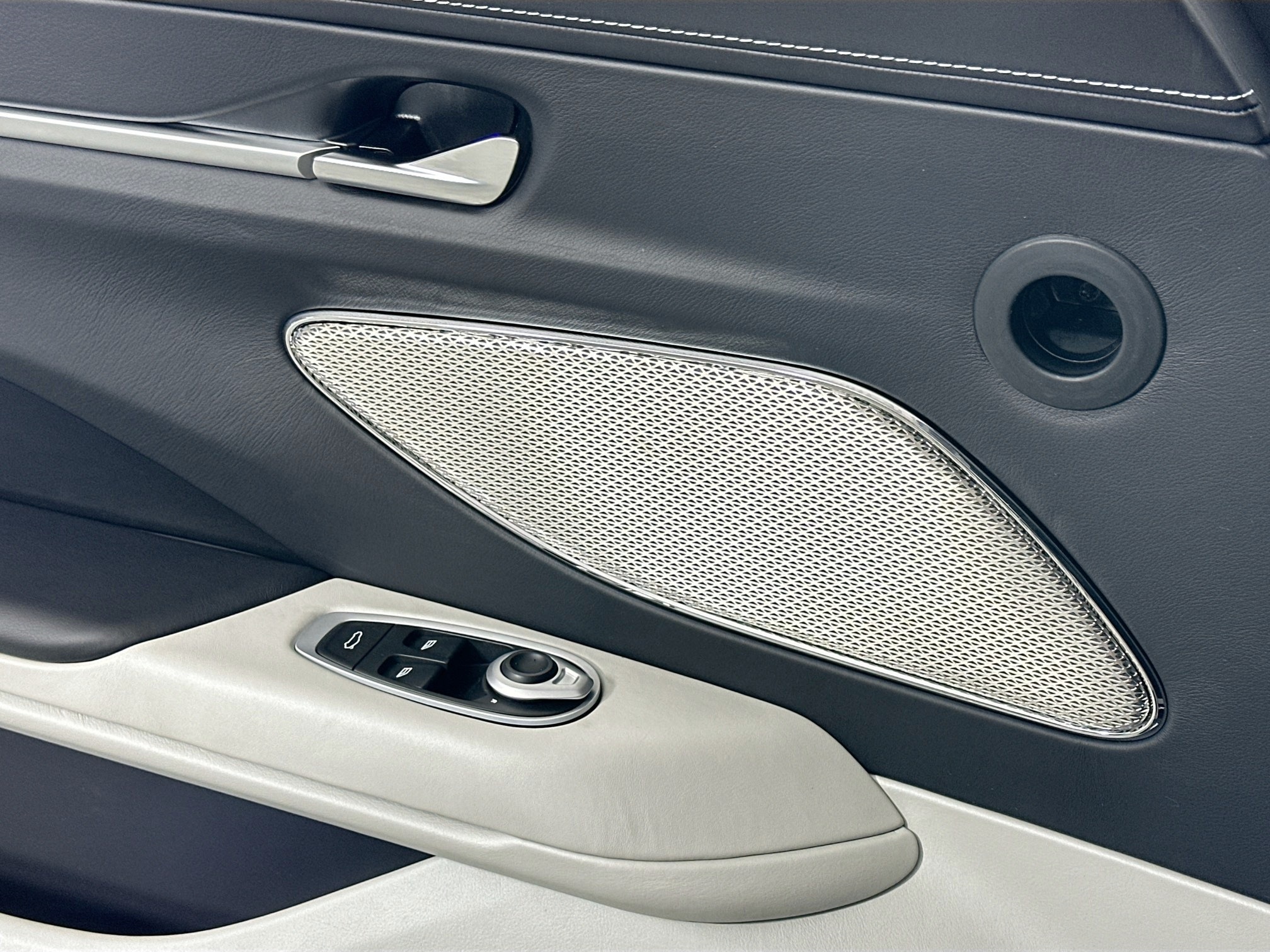 new 2026 Aston Martin Vantage car, priced at $266,700