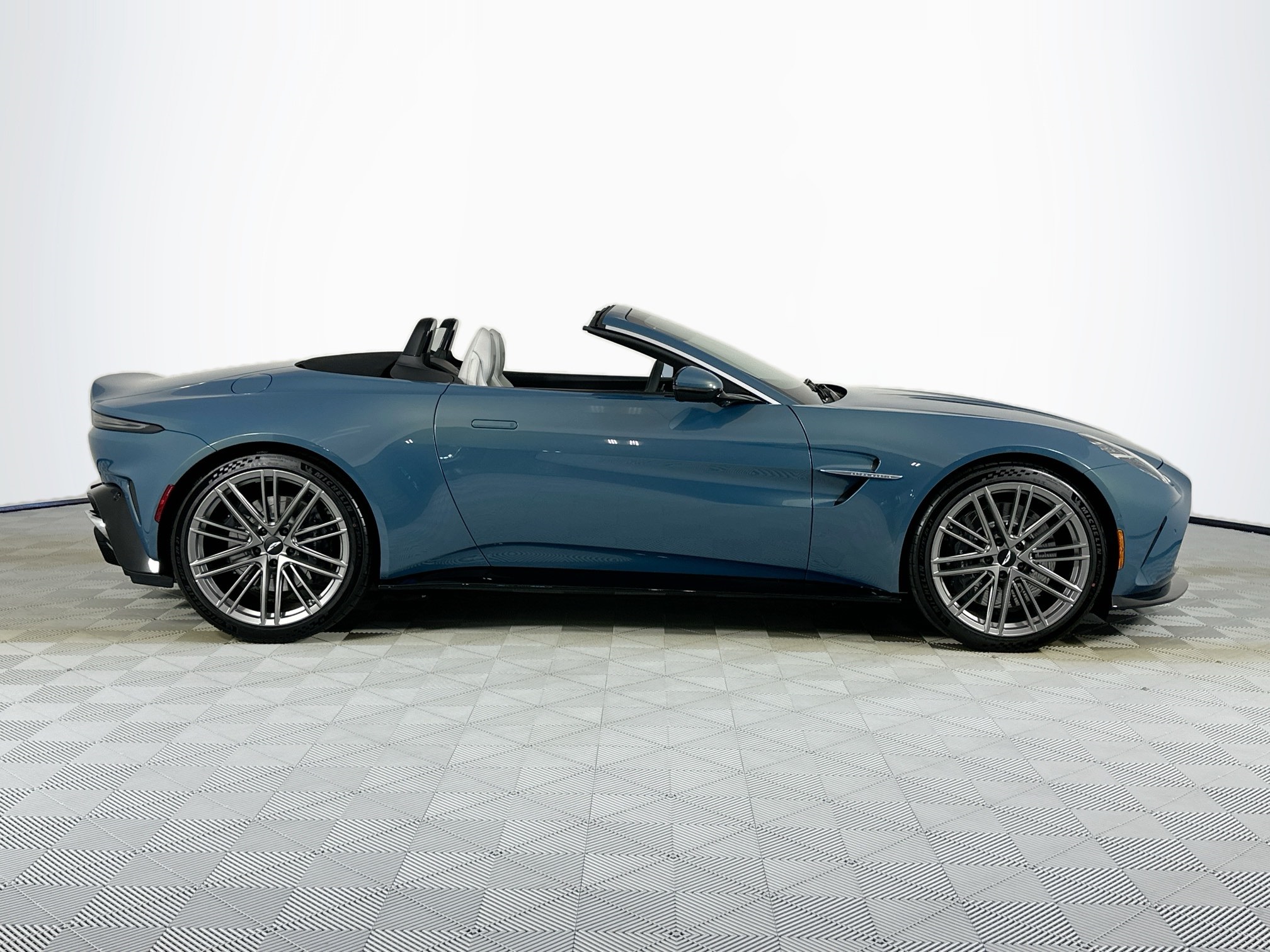 new 2026 Aston Martin Vantage car, priced at $266,700
