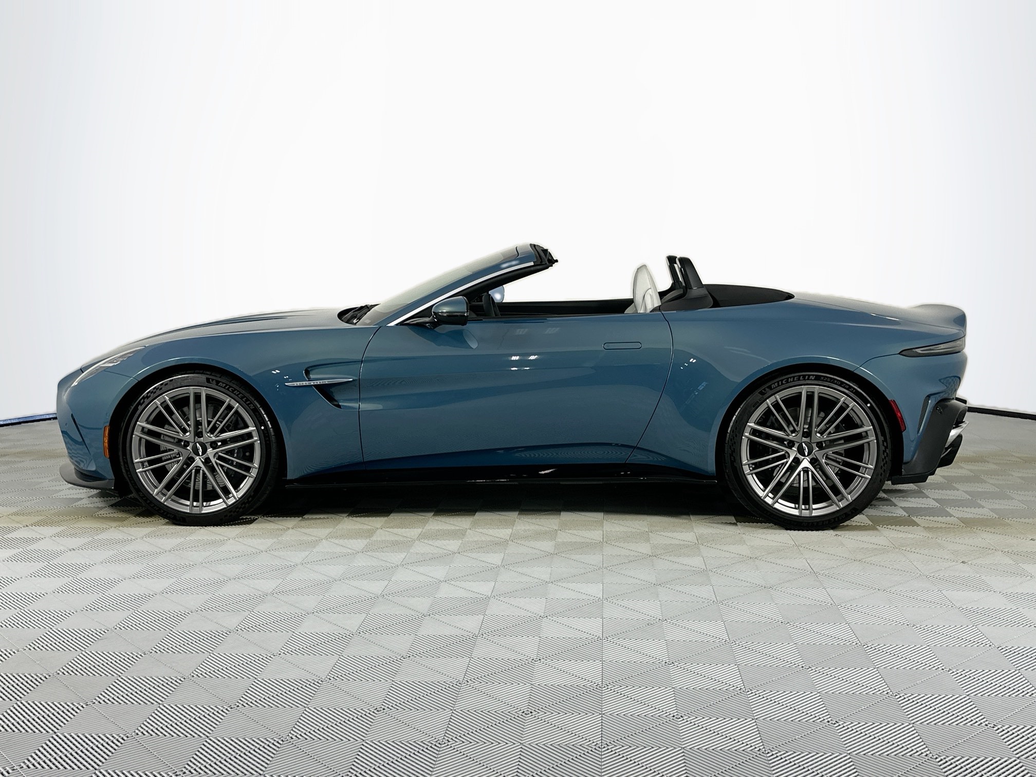 new 2026 Aston Martin Vantage car, priced at $266,700