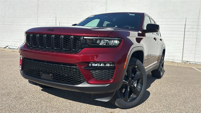 new 2025 Jeep Grand Cherokee car, priced at $47,453