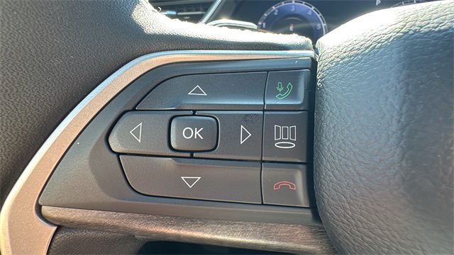 new 2025 Jeep Grand Cherokee car, priced at $47,453