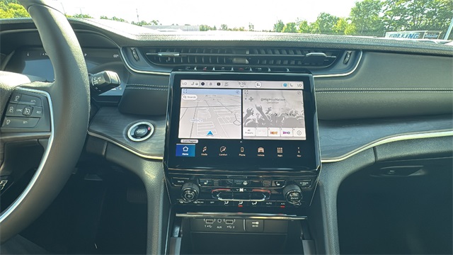 new 2025 Jeep Grand Cherokee car, priced at $47,453
