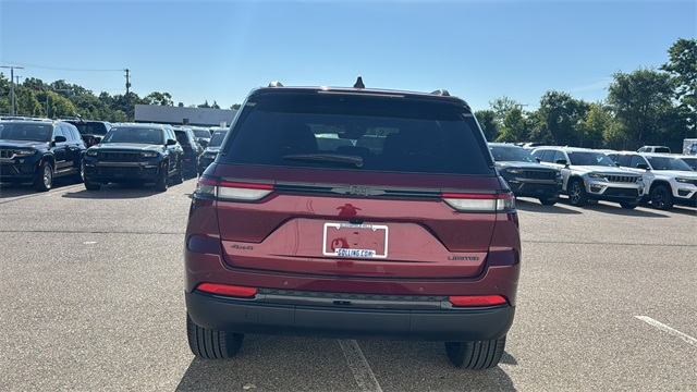 new 2025 Jeep Grand Cherokee car, priced at $47,453