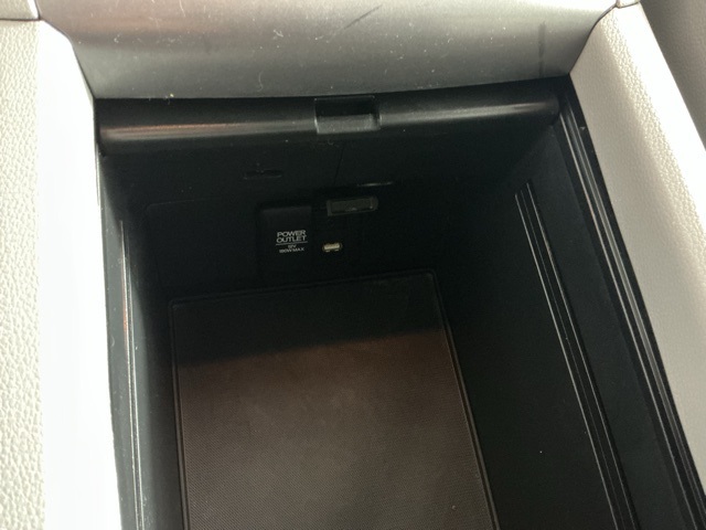 used 2016 Honda Pilot car, priced at $17,251