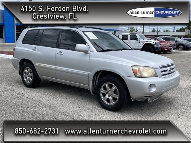 used 2005 Toyota Highlander car, priced at $5,616