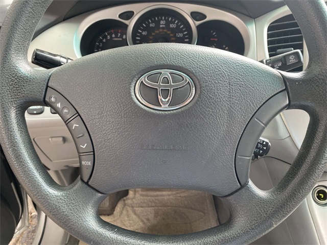 used 2005 Toyota Highlander car, priced at $5,616