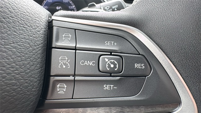 new 2025 Jeep Grand Cherokee car, priced at $46,275