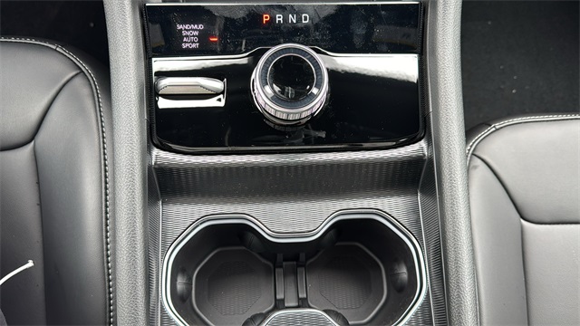 new 2025 Jeep Grand Cherokee car, priced at $46,275