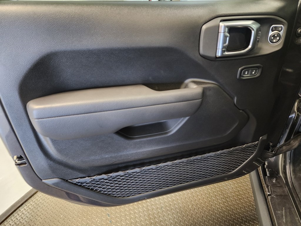 new 2025 Jeep Gladiator car, priced at $49,455