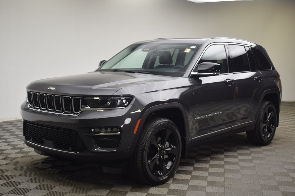 used 2023 Jeep Grand Cherokee car, priced at $35,100