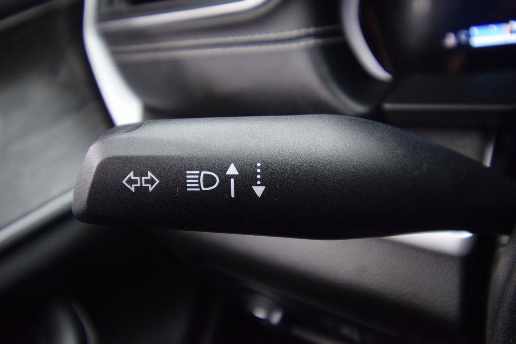 used 2023 Jeep Grand Cherokee car, priced at $35,100