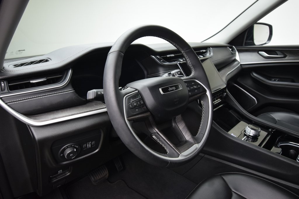 used 2023 Jeep Grand Cherokee car, priced at $35,100