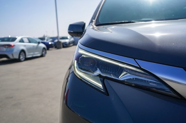 new 2025 Toyota Sienna car, priced at $59,284