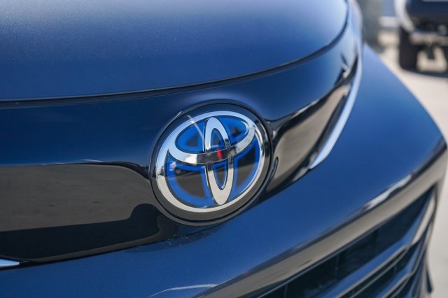 new 2025 Toyota Sienna car, priced at $59,284