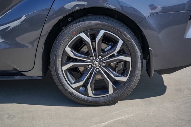 new 2025 Toyota Sienna car, priced at $59,284