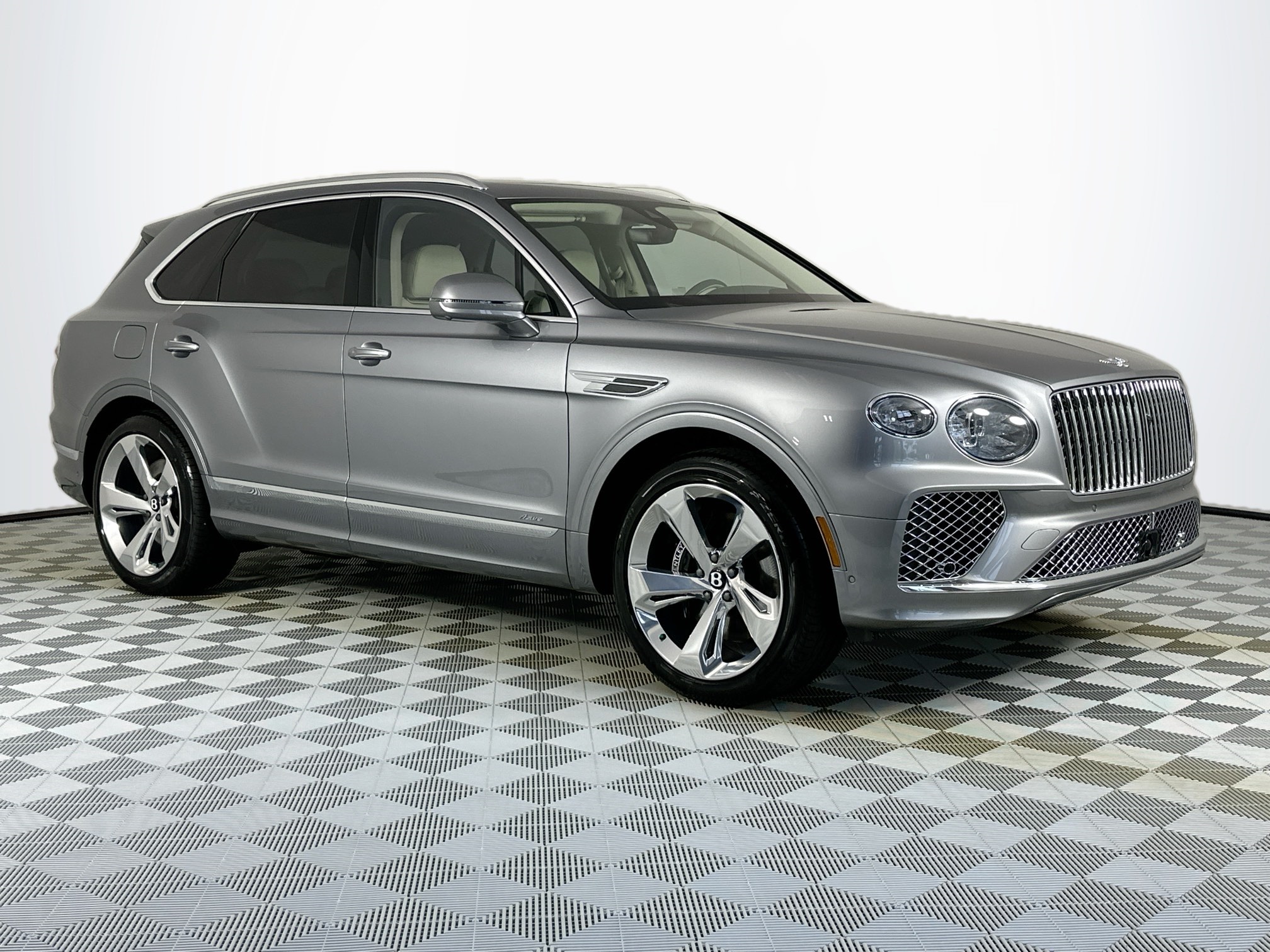 new 2025 Bentley Bentayga car