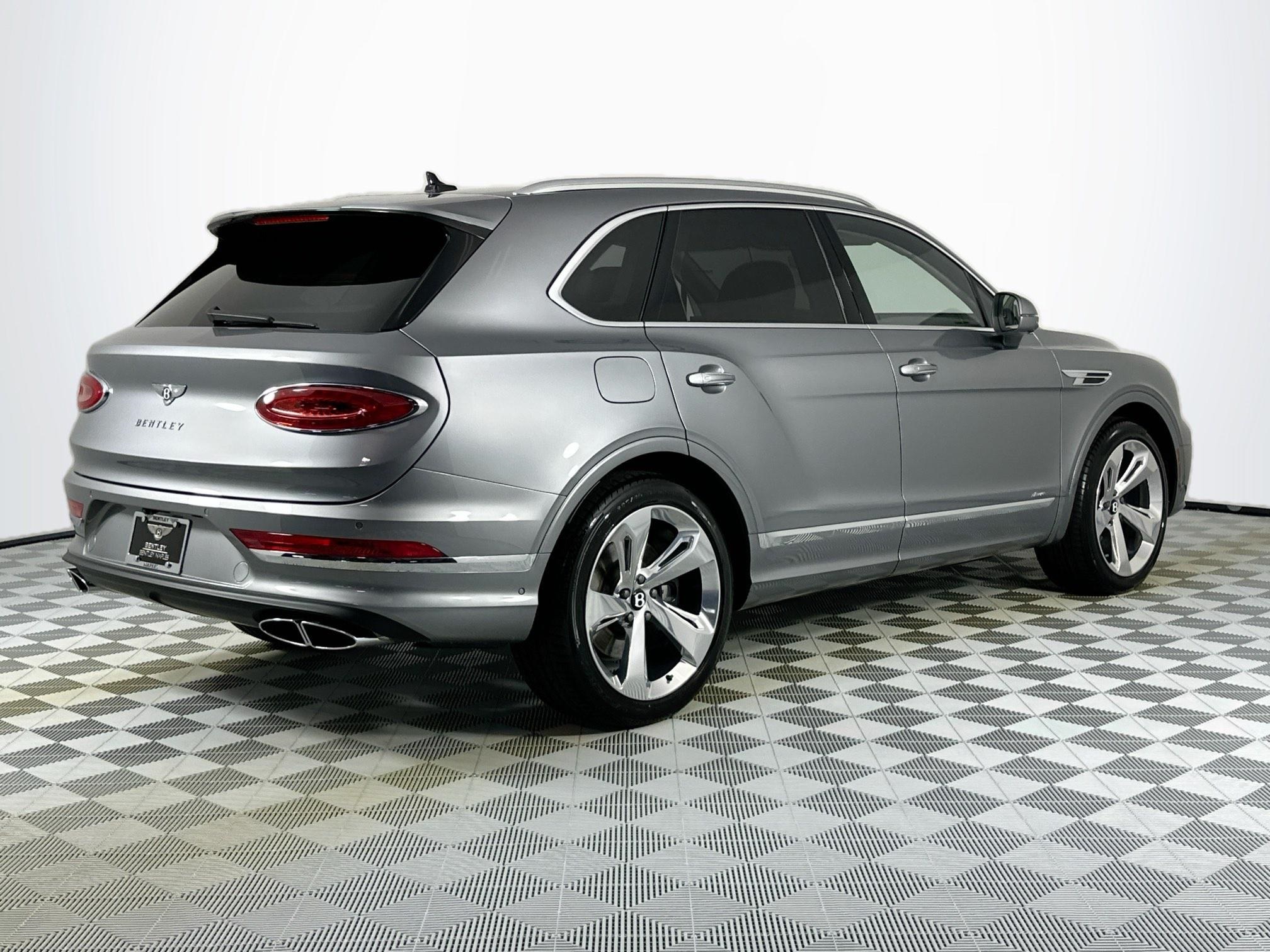 new 2025 Bentley Bentayga car