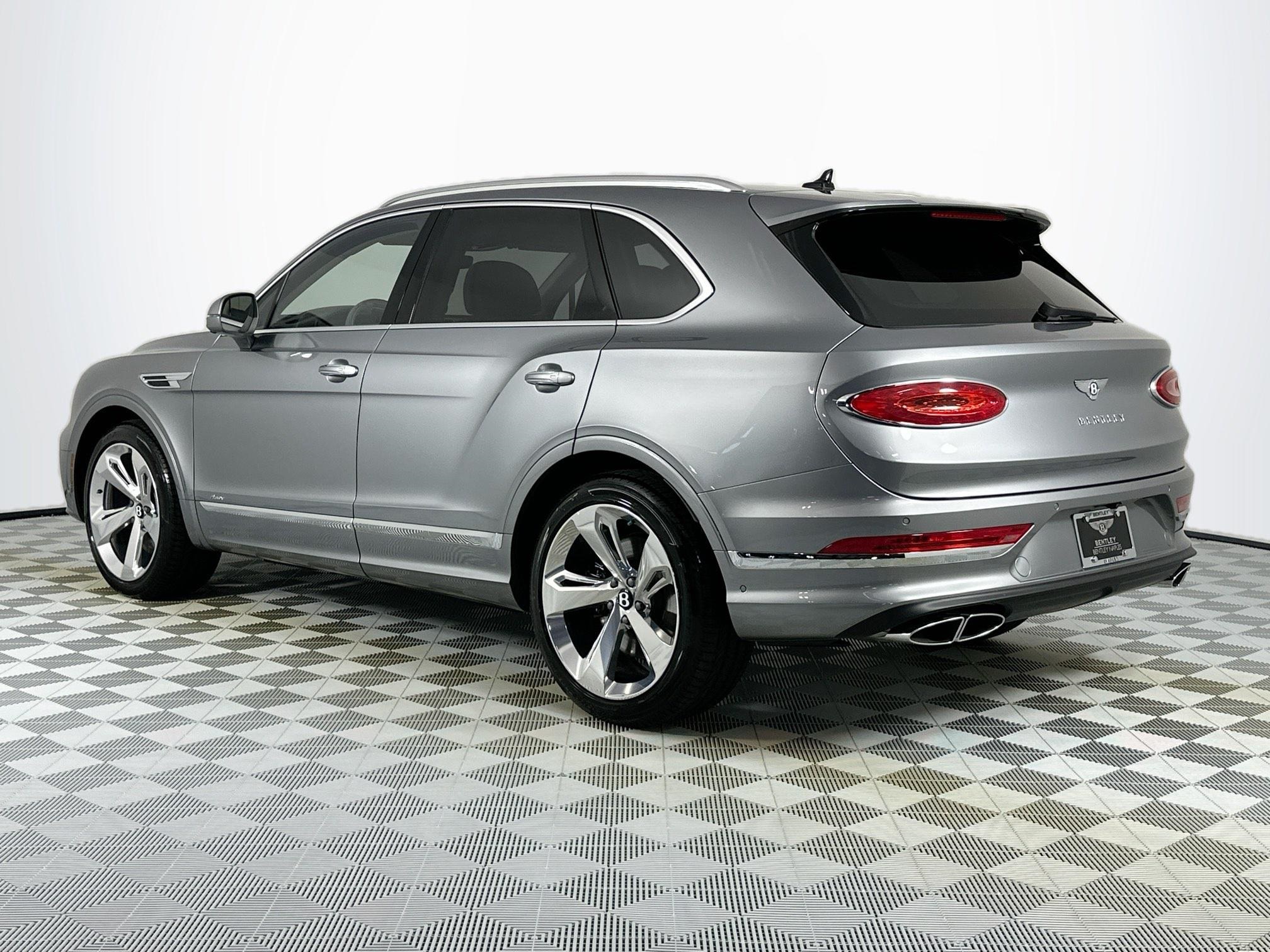 new 2025 Bentley Bentayga car