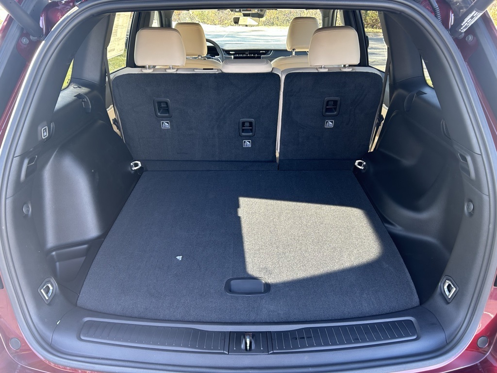 new 2025 Jeep Grand Cherokee car, priced at $46,240