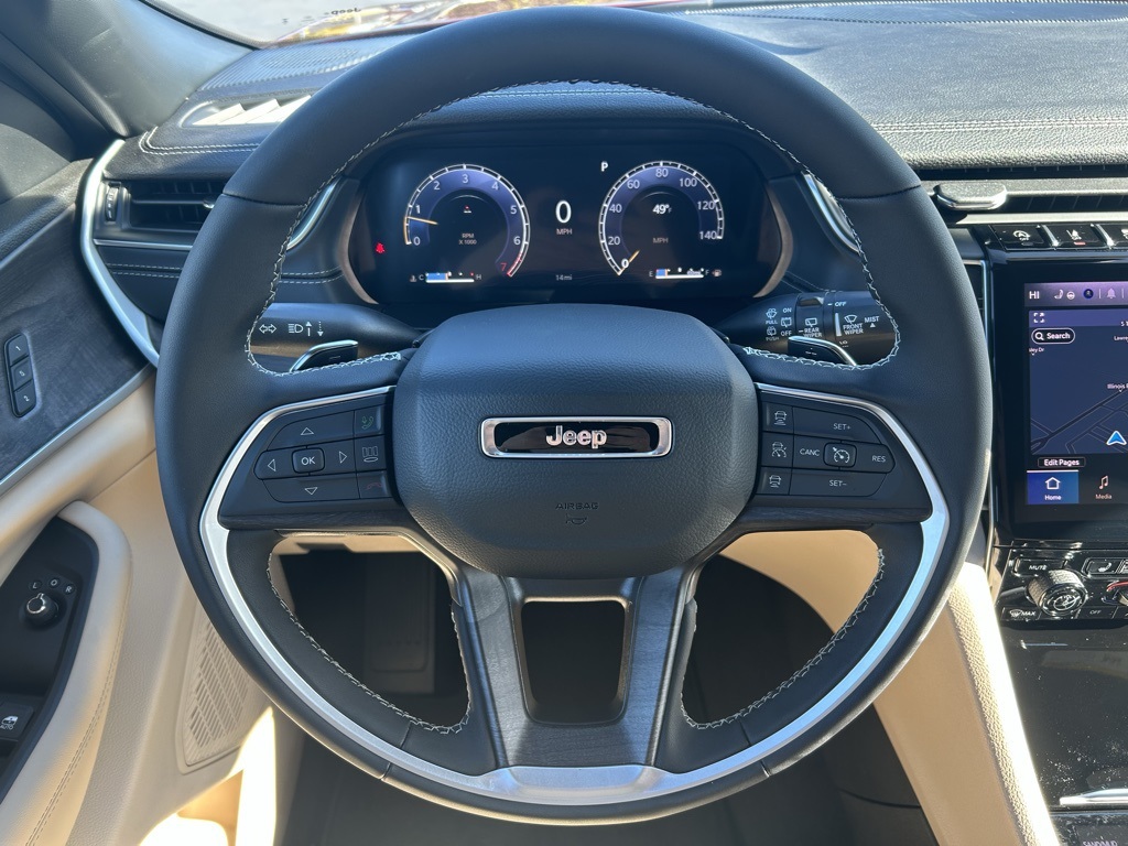 new 2025 Jeep Grand Cherokee car, priced at $46,240