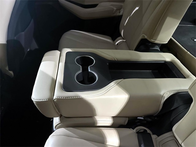 used 2022 Acura MDX car, priced at $39,426