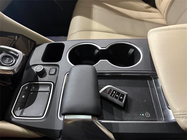 used 2022 Acura MDX car, priced at $39,426
