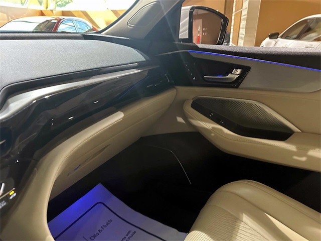 used 2022 Acura MDX car, priced at $39,426