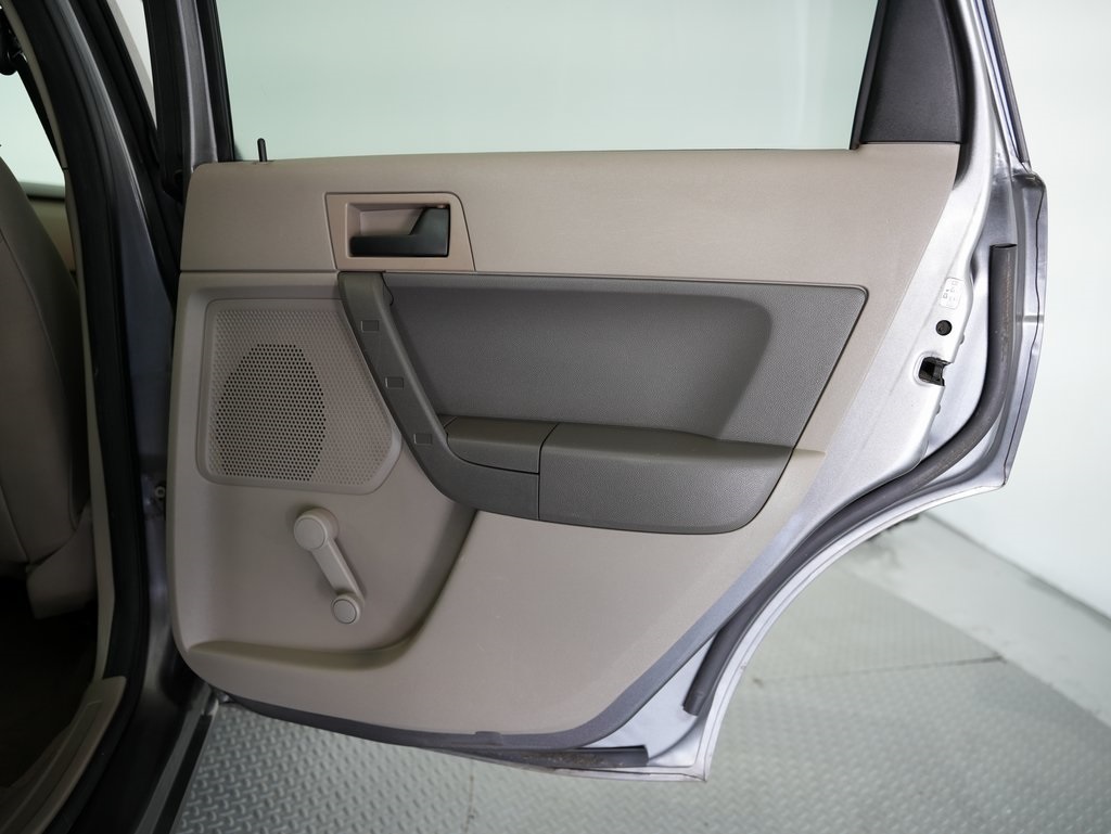 used 2009 Ford Focus car, priced at $4,500
