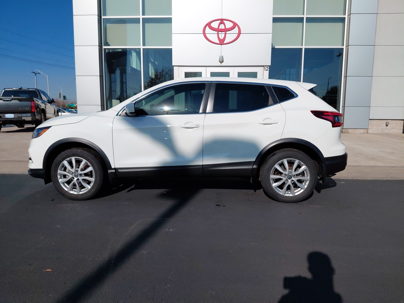 used 2021 Nissan Rogue Sport car, priced at $16,364