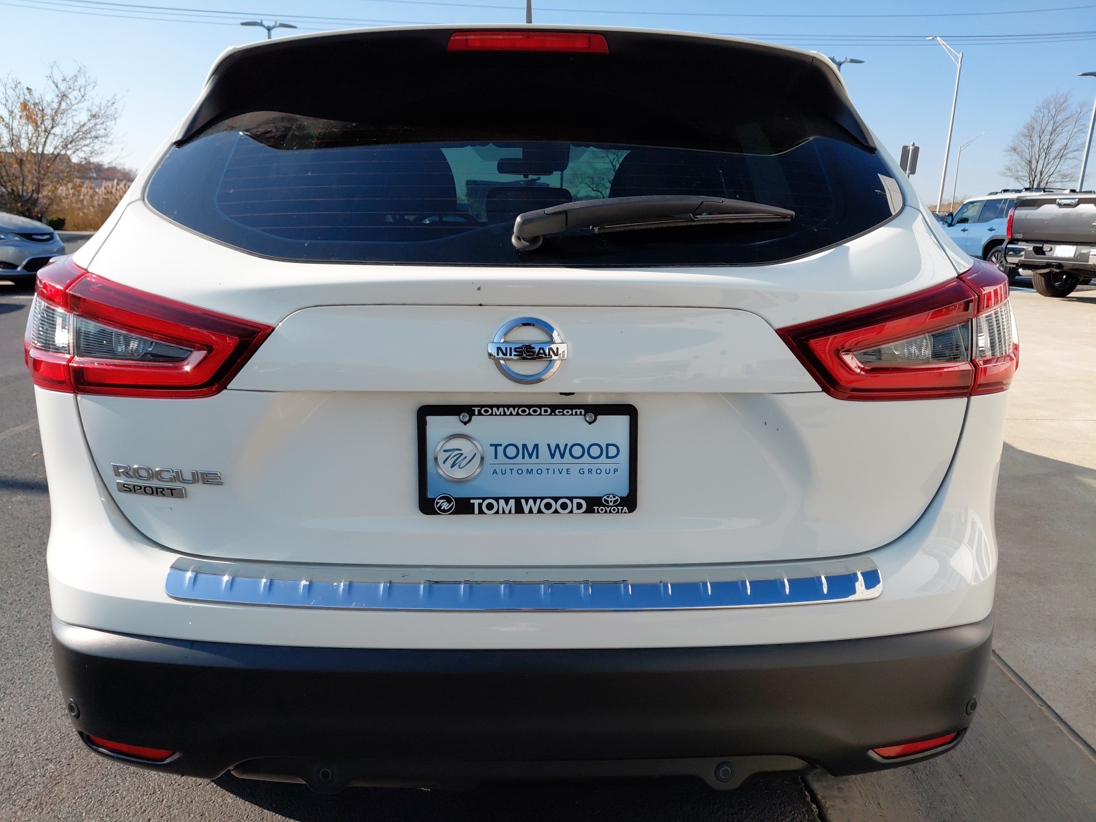 used 2021 Nissan Rogue Sport car, priced at $16,364