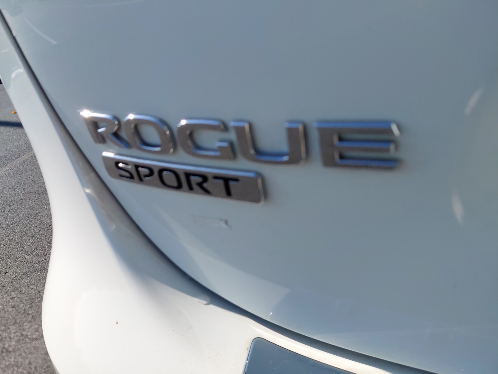 used 2021 Nissan Rogue Sport car, priced at $16,364