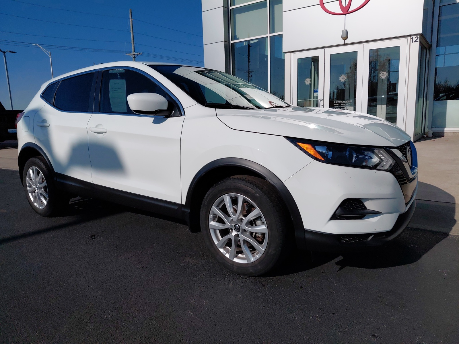 used 2021 Nissan Rogue Sport car, priced at $16,364