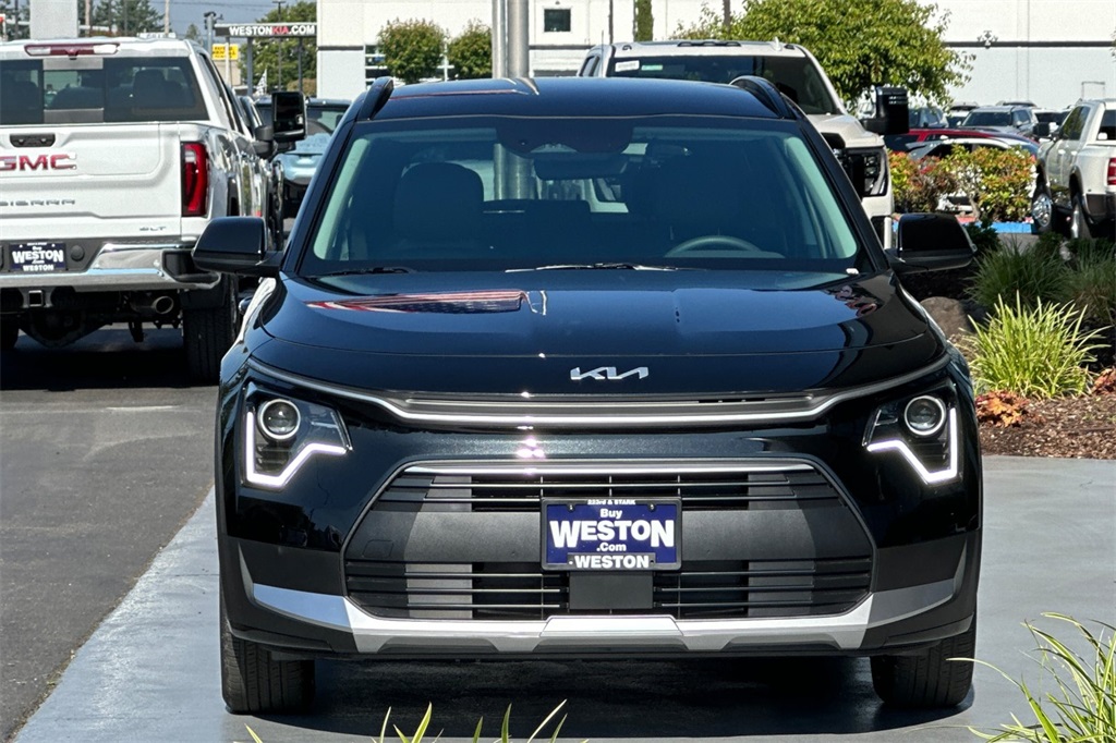 new 2025 Kia Niro car, priced at $28,755