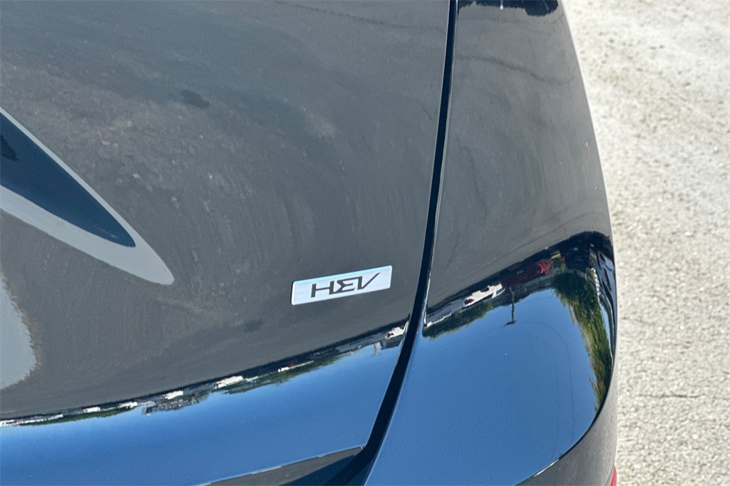 new 2025 Kia Niro car, priced at $28,755