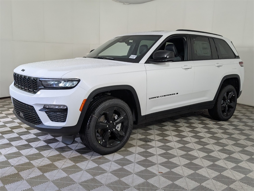new 2025 Jeep Grand Cherokee car, priced at $36,601