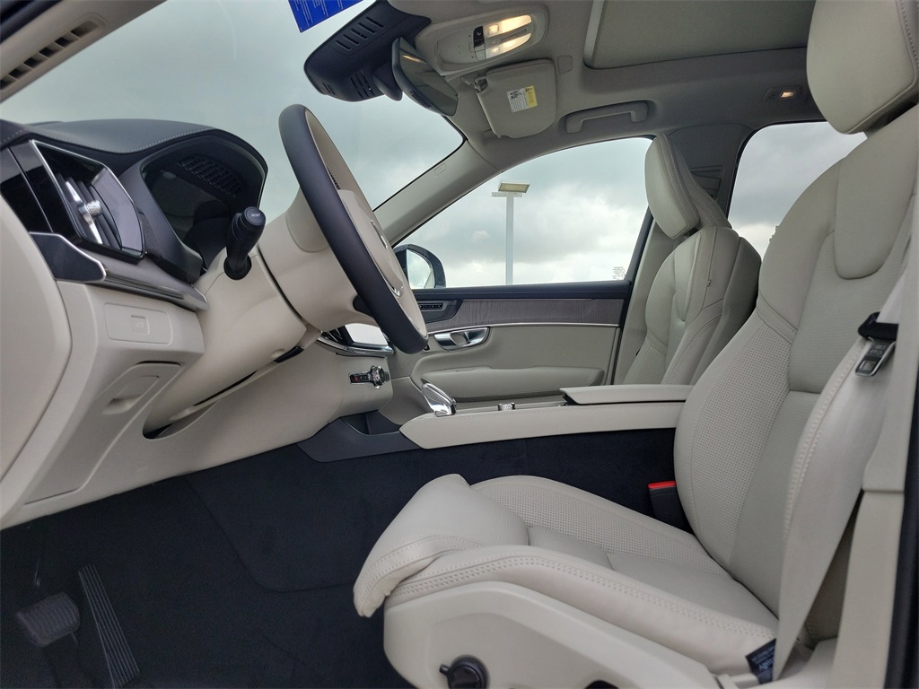 new 2026 Volvo XC90 car, priced at $72,575