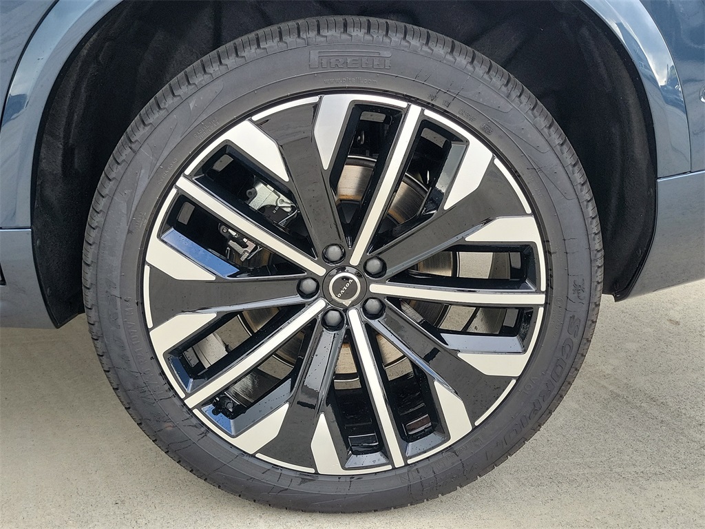 new 2026 Volvo XC90 car, priced at $72,575
