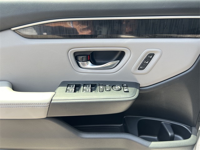 used 2024 Honda Pilot car, priced at $44,930